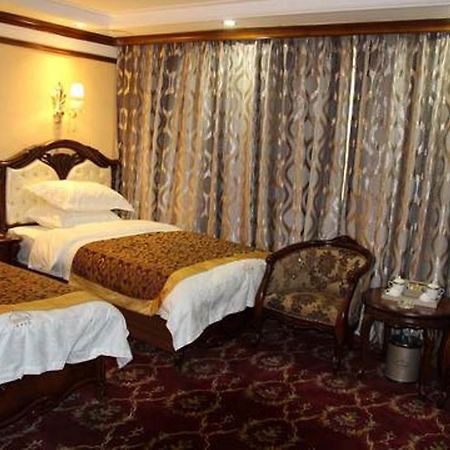 Nurlan Hotel Kachgar Extérieur photo
